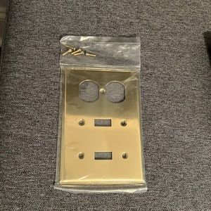 Restoration Hardware Shiny Gold Brass Socket and Switch Faceplate NWT